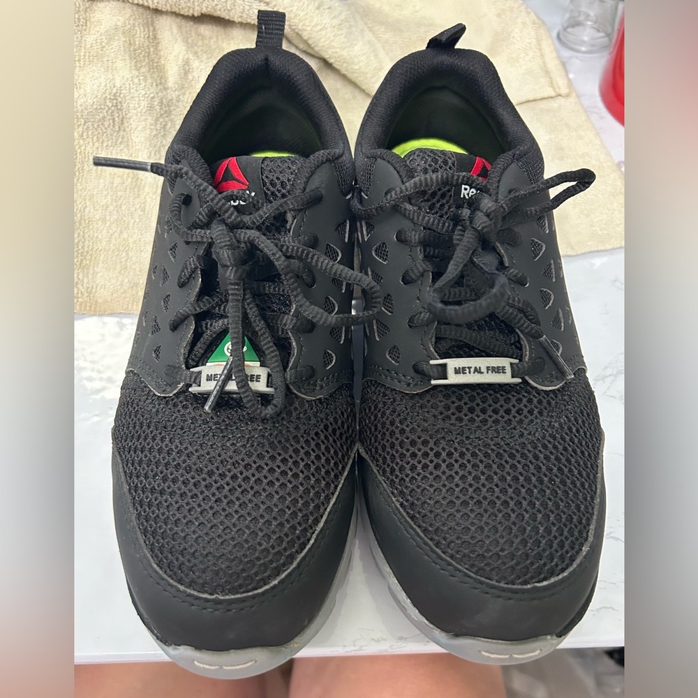 Reebok safety shoes